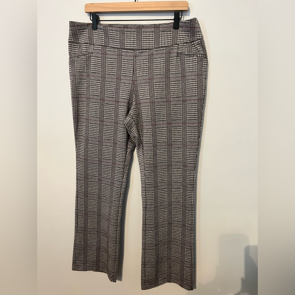 NY & Company XL petite pull on dress pants